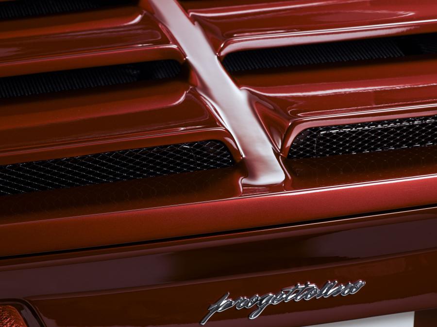 Детали экстерьера De Tomaso Pantera by Ares Design 2020 года  (фото 8 из 33)